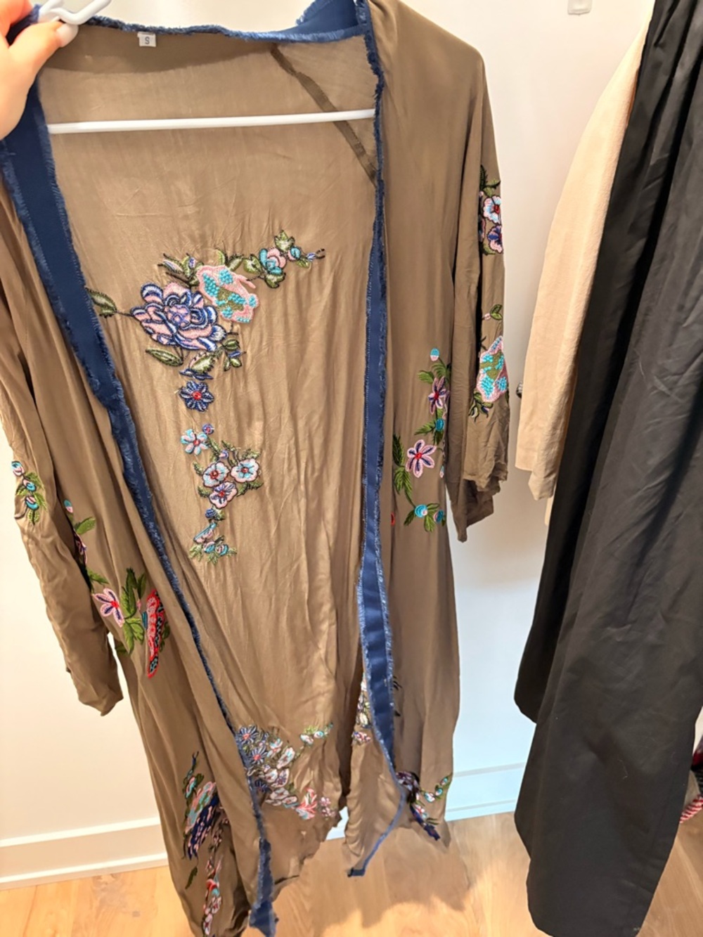Embroidered Floral Duster Kimono in Olive with Blue Trim